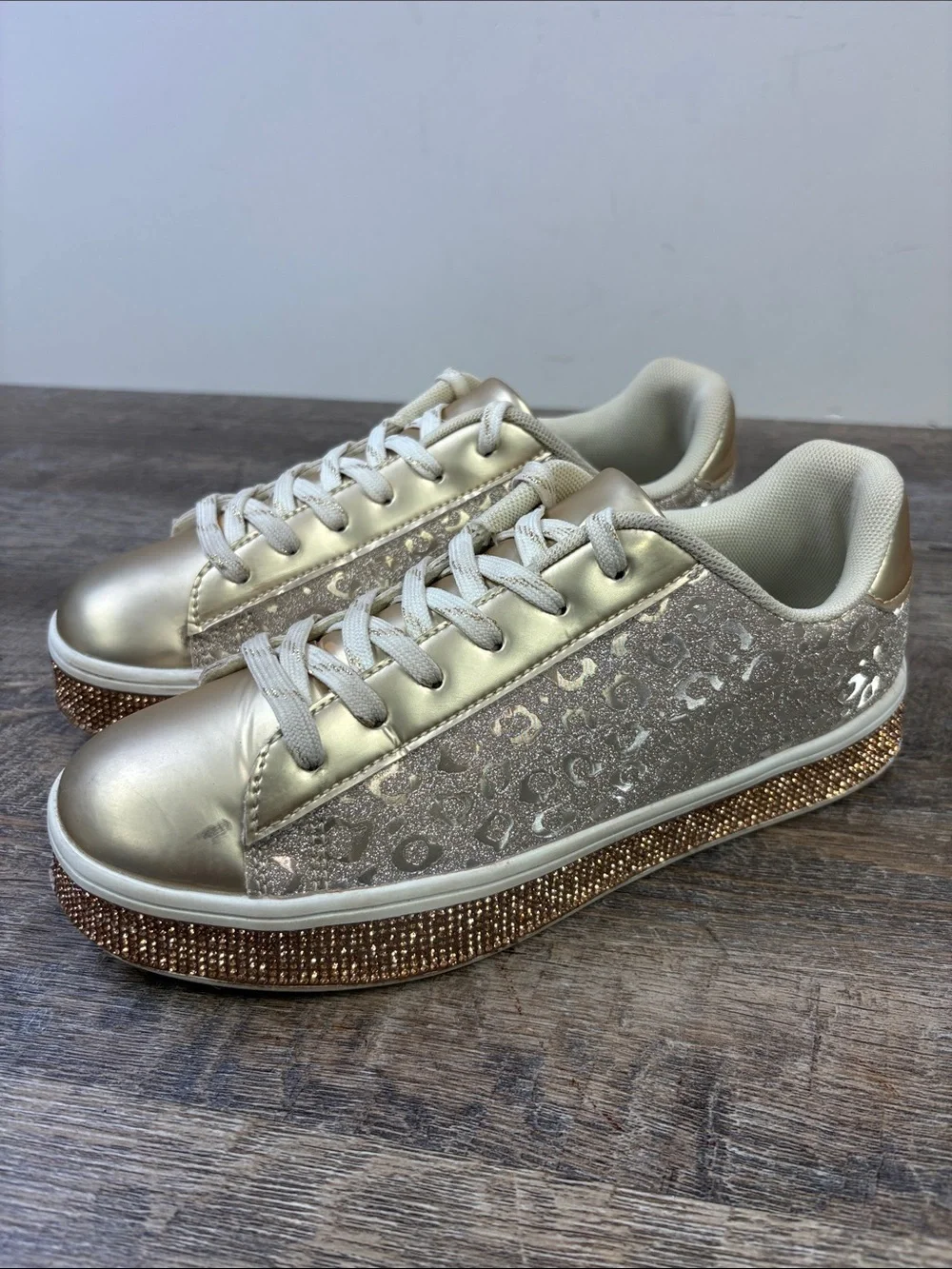 UUBARIS Gold Glitter Leopard Platform Sneakers Rhinestone Sole Women’s Size 7.5